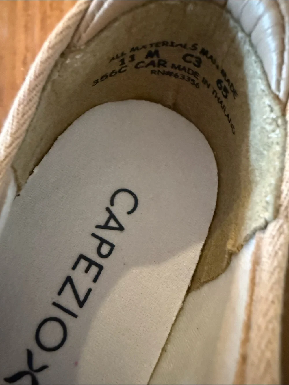 Capezio Girls Tan Tap Shoes Size 11M Excellent Condition